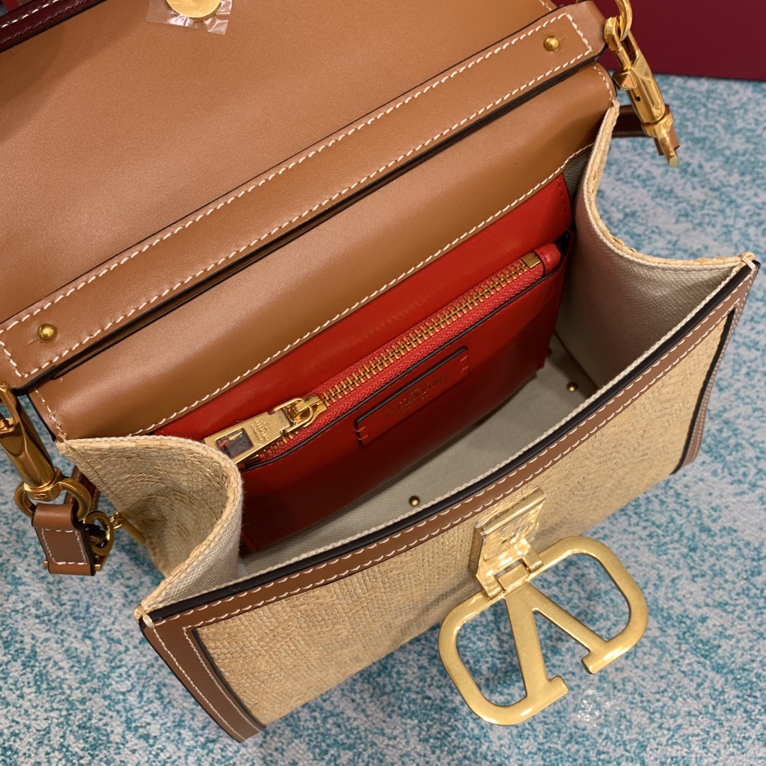 Bagsaaa Va1e*ntin0 Garavani Chevron VSLING Top Handle Bag - 25 x 17x 12cm