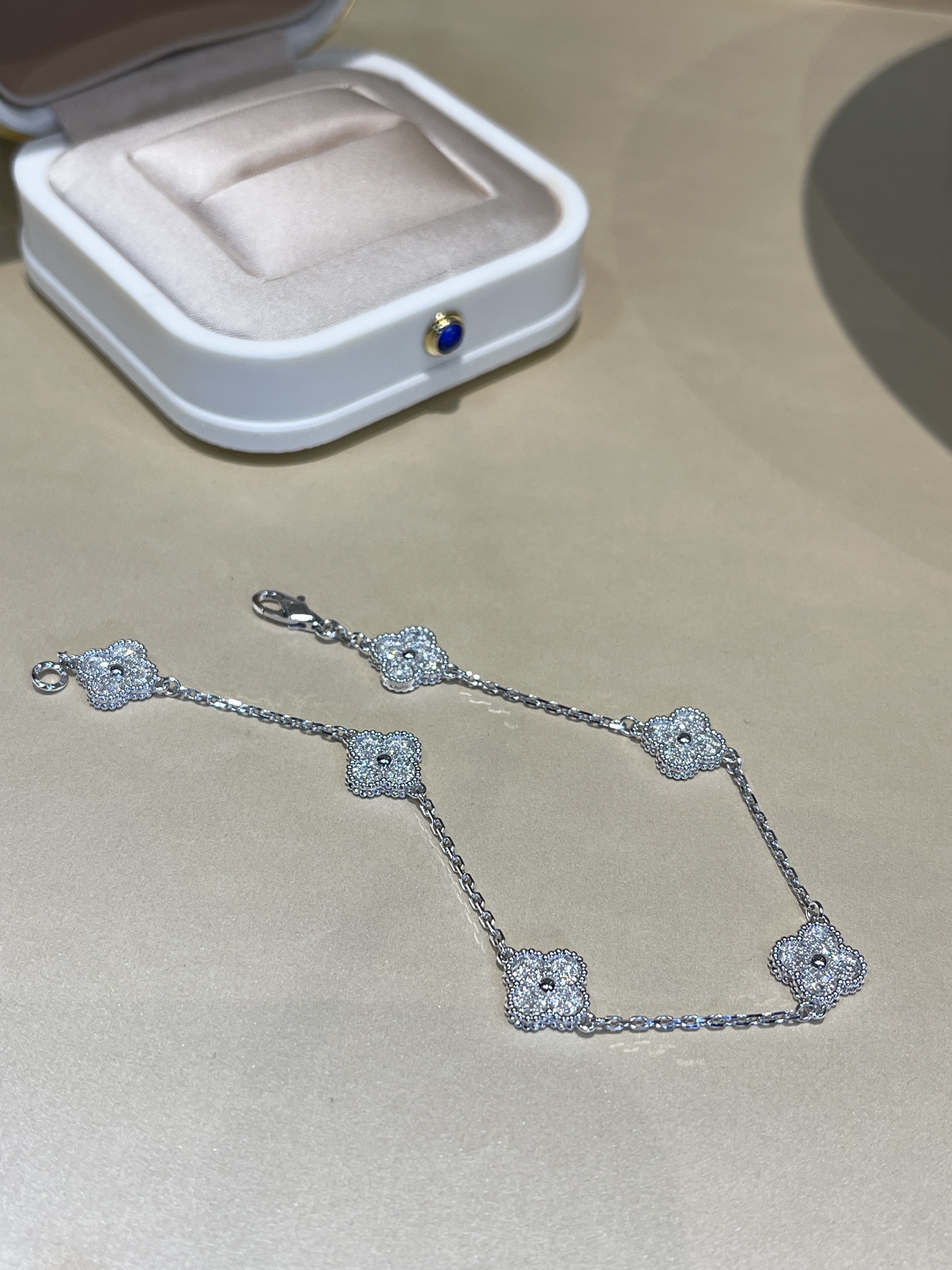 Bagsaaa V*n Cl**f & Arp*1s Alhambra Full D1am0nd Bracelet, 5 motifs 