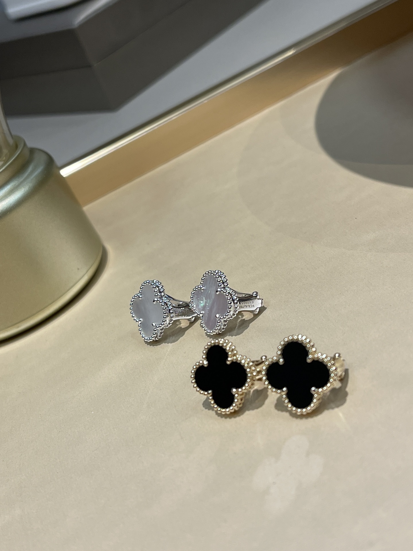 Bagsaaa V*n Cl**f & Arpel Earrings 