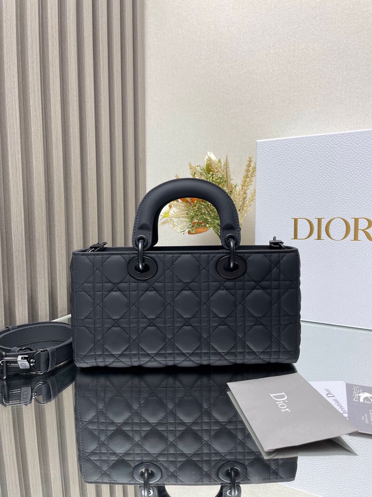 Bagsaaa D10r Lady D Joy Medium Matte Black