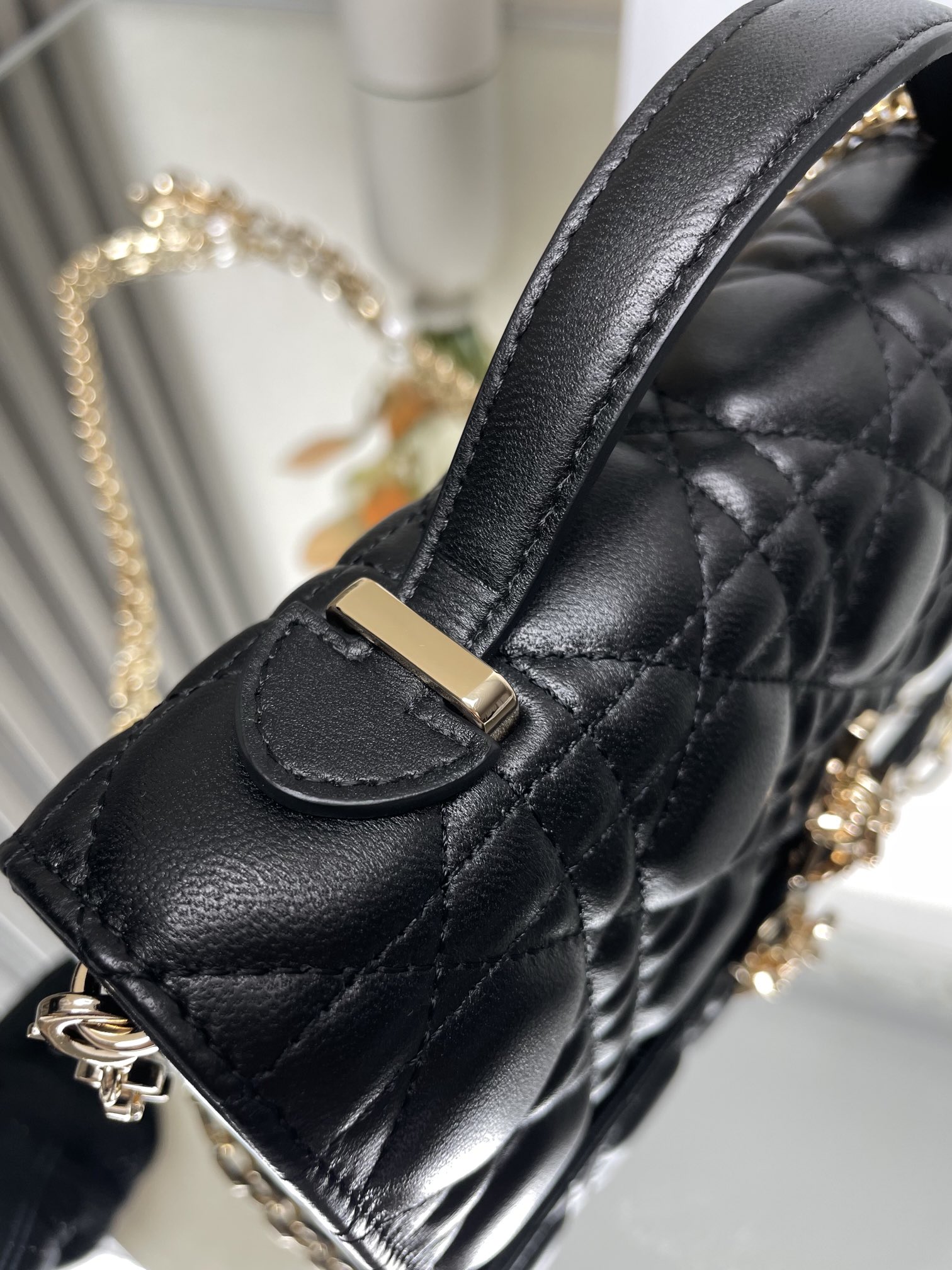 Bagsaaa Miss D10r Bag In Black - 21x11.5x4.5cm