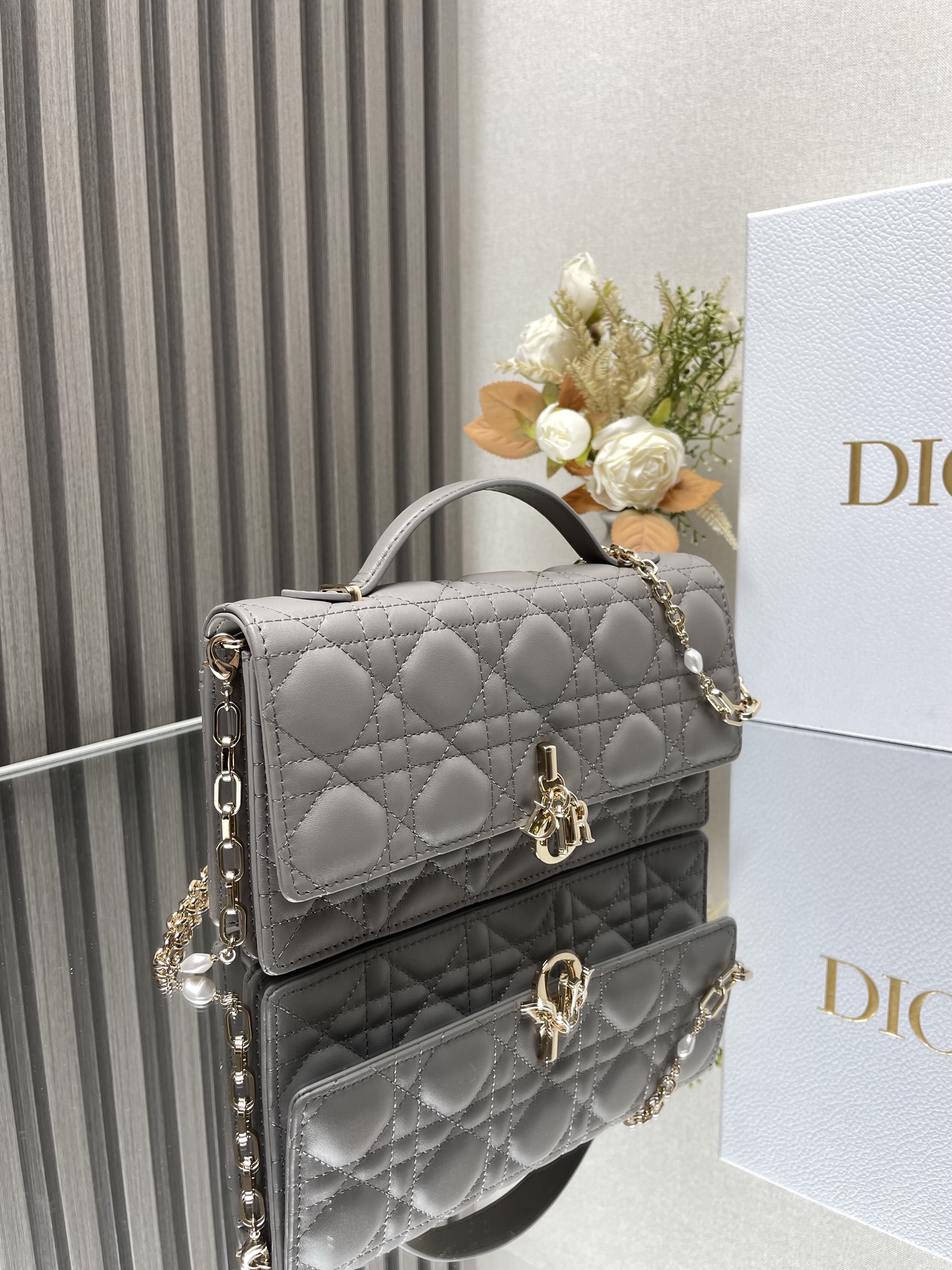 Bagsaaa Miss D10r Bag In Grey - 21x11.5x4.5cm