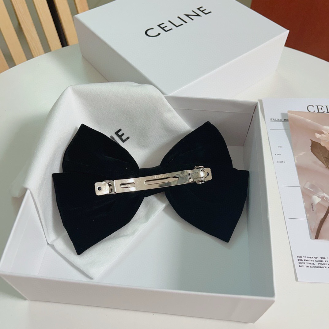 Bagsaaa Ce1i*e Hairclip 