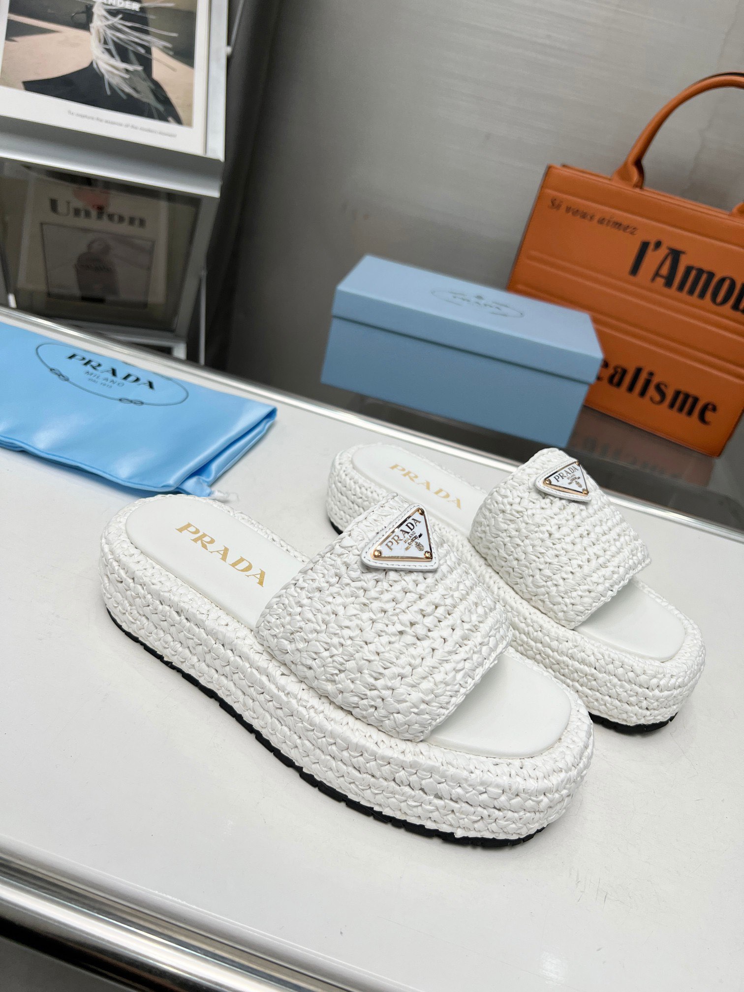 Bagsaaa Pra*a woven flatform sandals