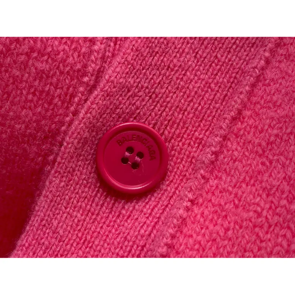 Bagsaaa Ba1en*iaga Pink Cardigan