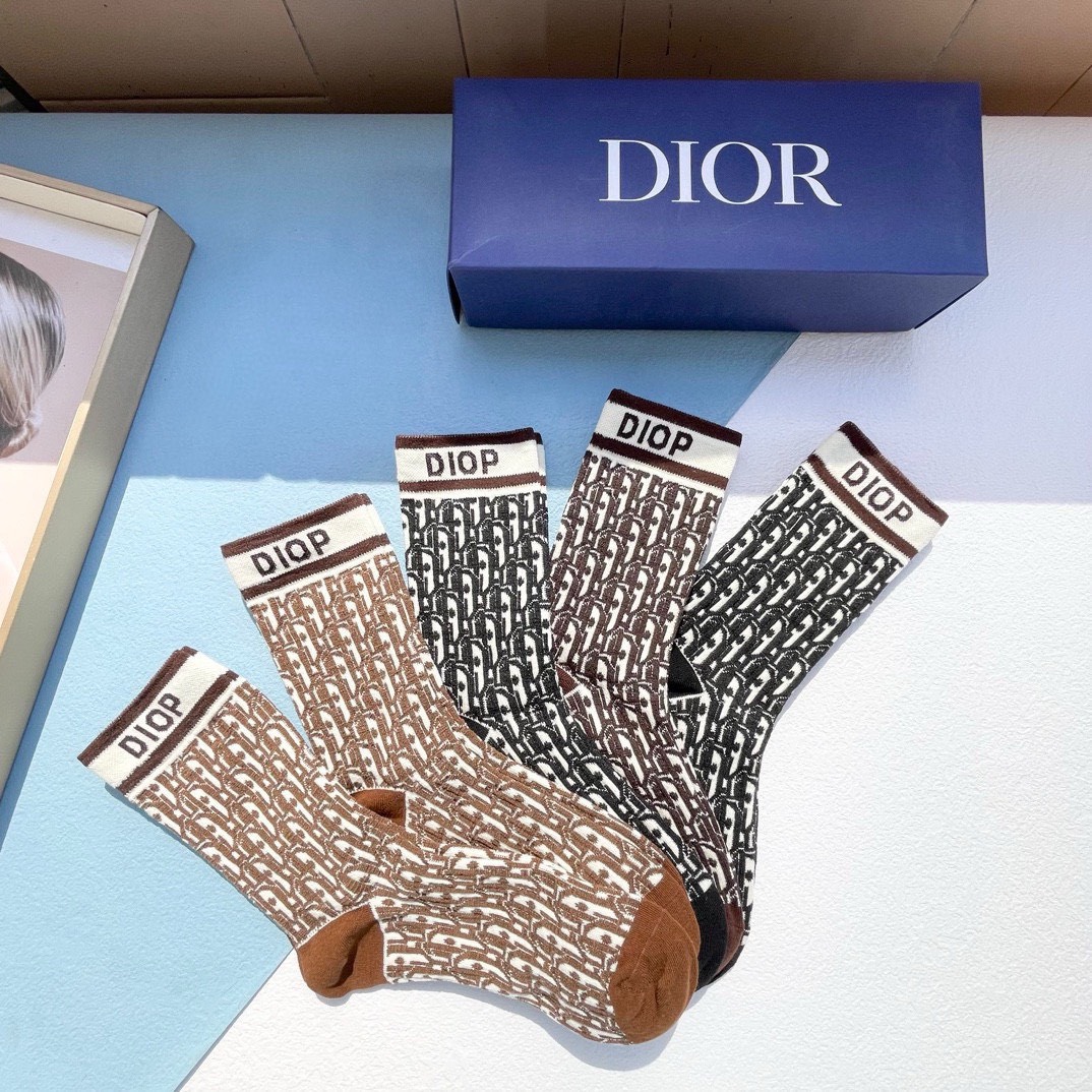 Bagsaaa D10r Oblique Jacquard Brown and Black Socks Set 