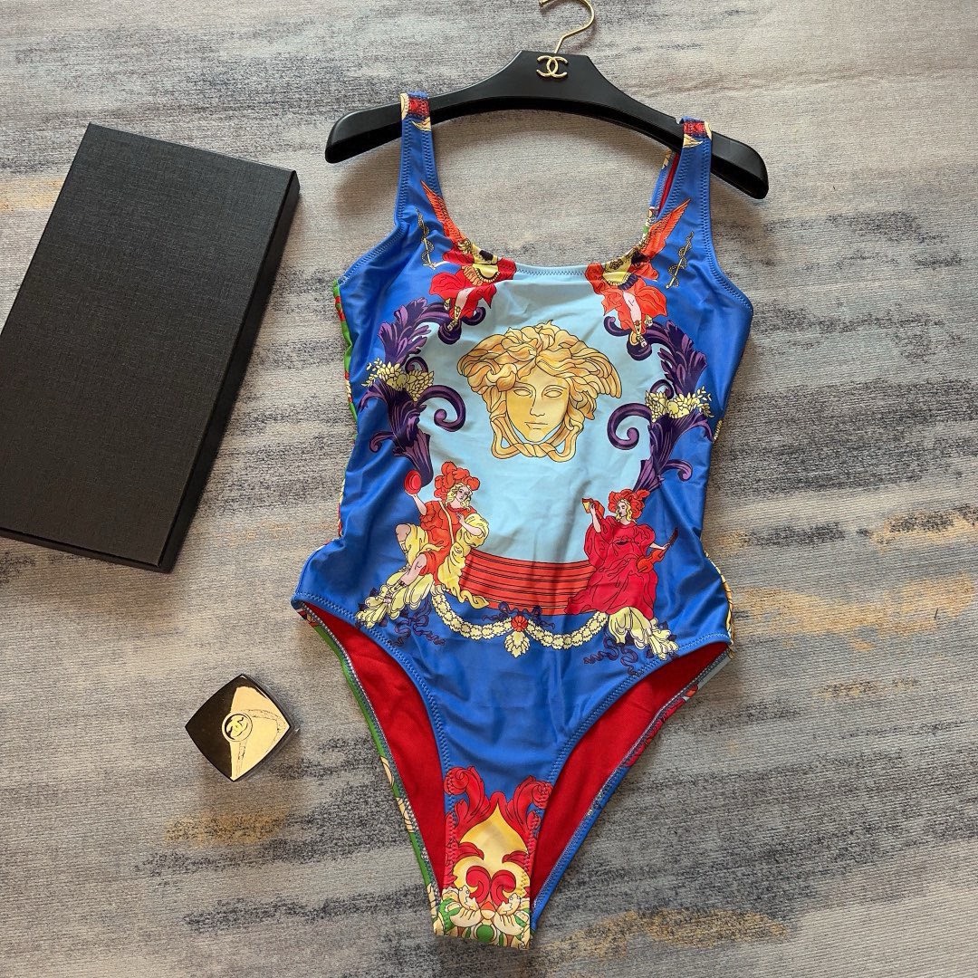 Bagsaaa Versace Medusa Renaissance One Piece Swimwear