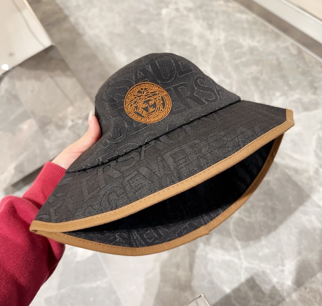 Bagsaaa Versace Allover Front Logo Black cotton bucket hat 