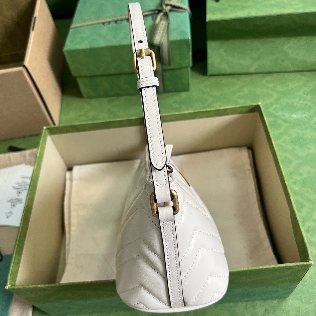 Bagsaaa Gvc*1 Marmont Shoulder Bag White - 23cm x 12cm x 10cm