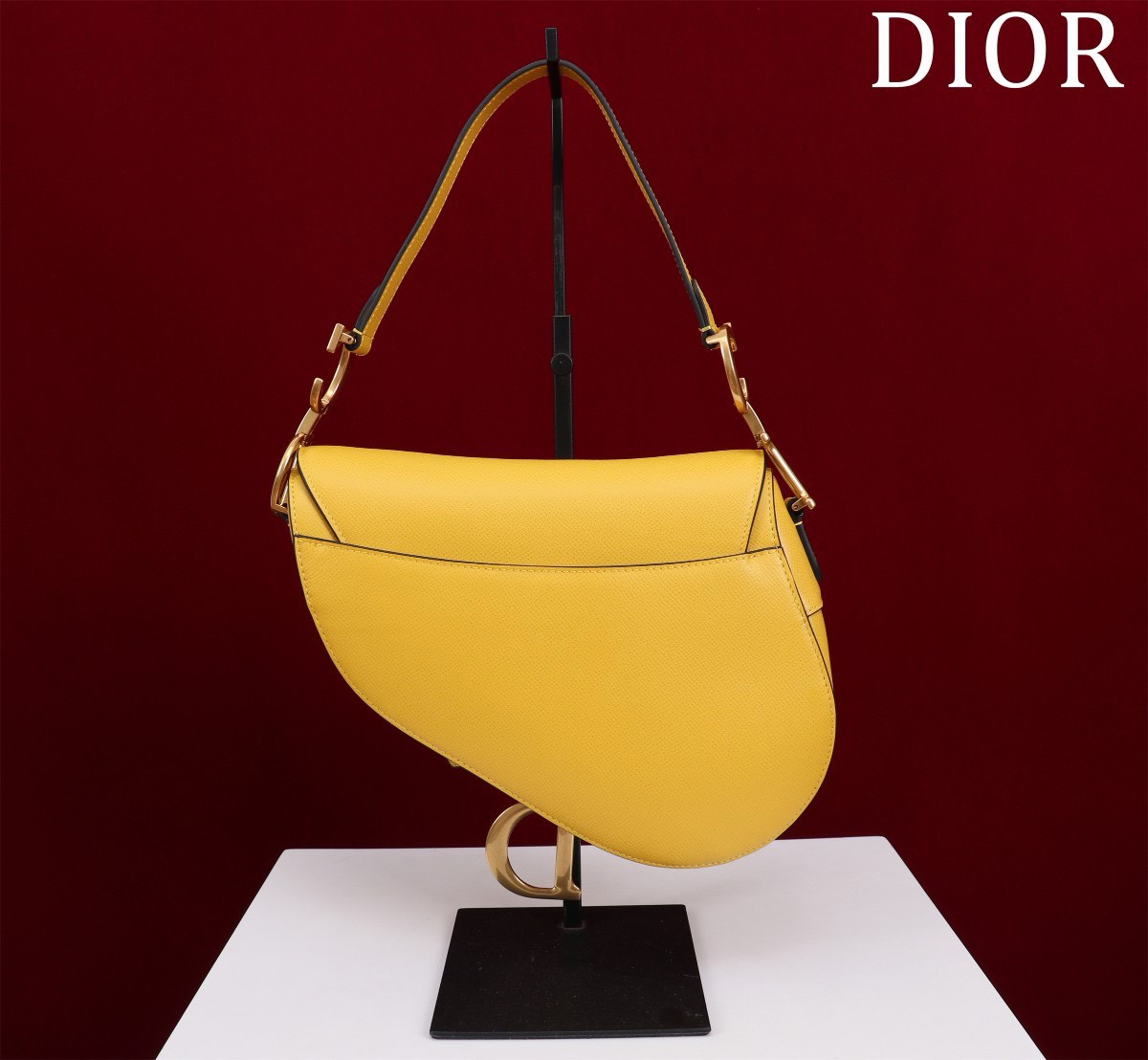 Bagsaaa D10r Saddle Medium Yellow With Strap - 25.5x20x6.5cm 