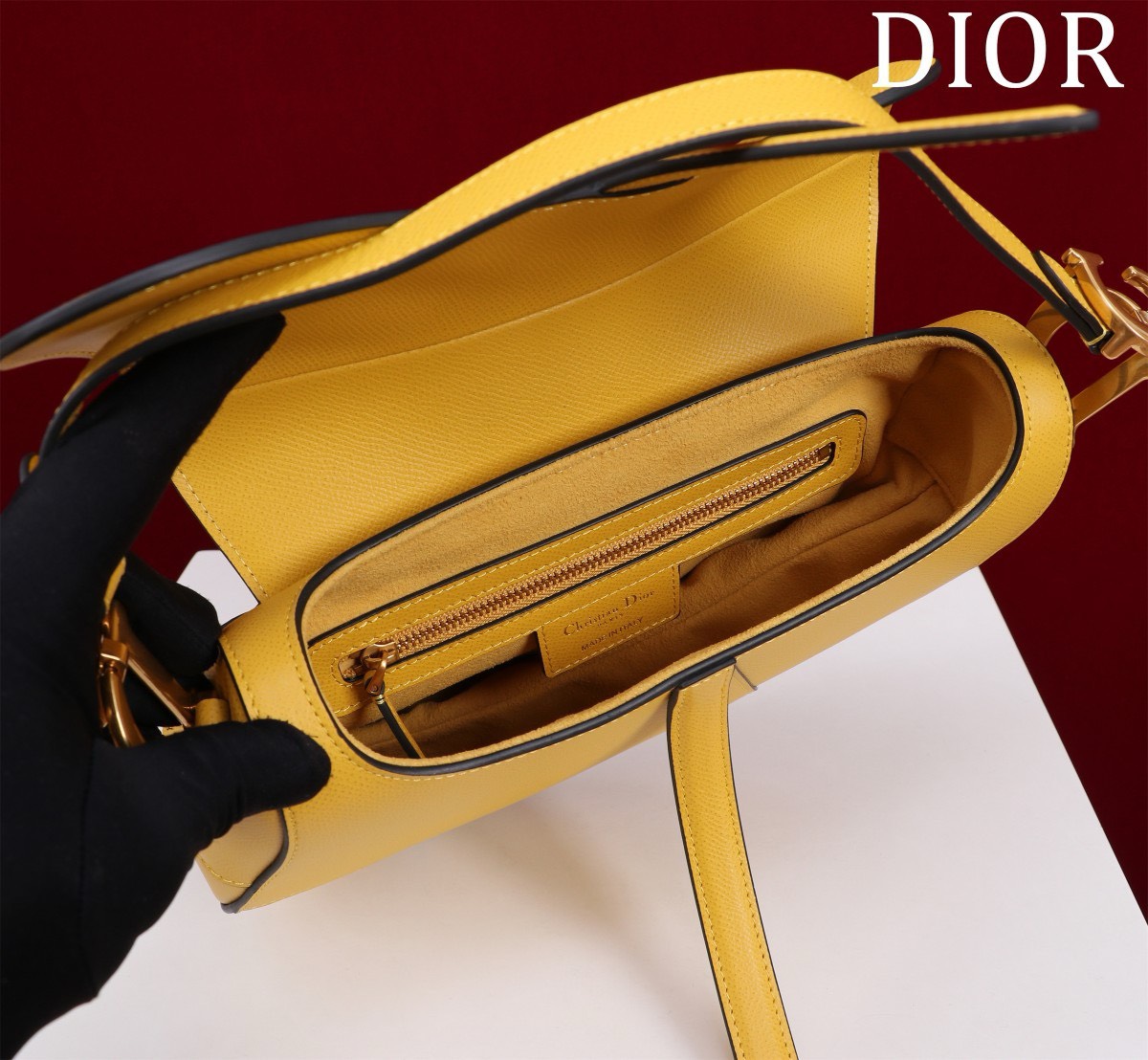 Bagsaaa D10r Saddle Medium Yellow With Strap - 25.5x20x6.5cm 