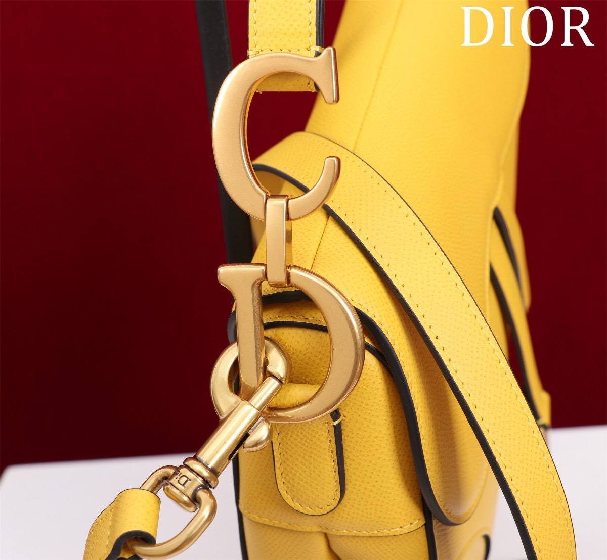 Bagsaaa D10r Saddle Medium Yellow With Strap - 25.5x20x6.5cm 