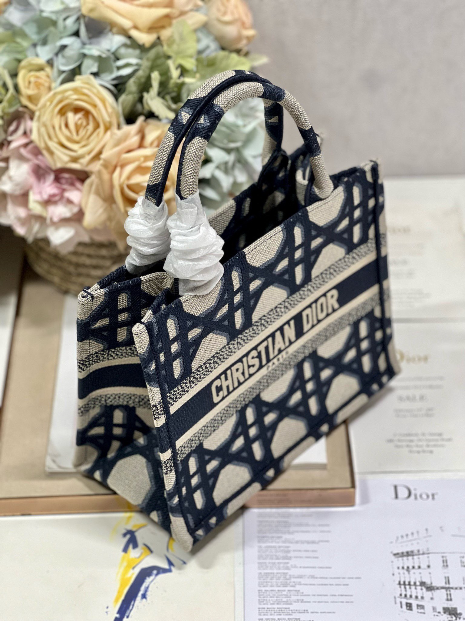 Bagsaaa D10r Small Book Tote Blue Macrocannage Embroidery 