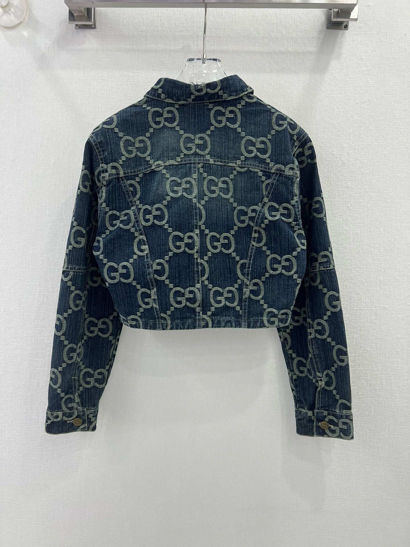 Bagsaaa Gvc*1 Blue GG-embroidered denim jacket