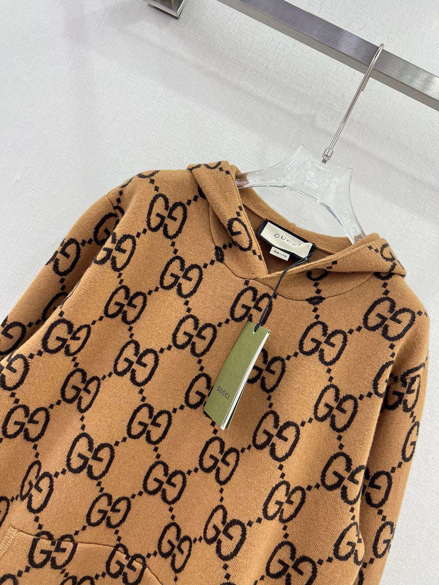 Bagsaaa Gvc*1 GG Ebony Hoodie Brown