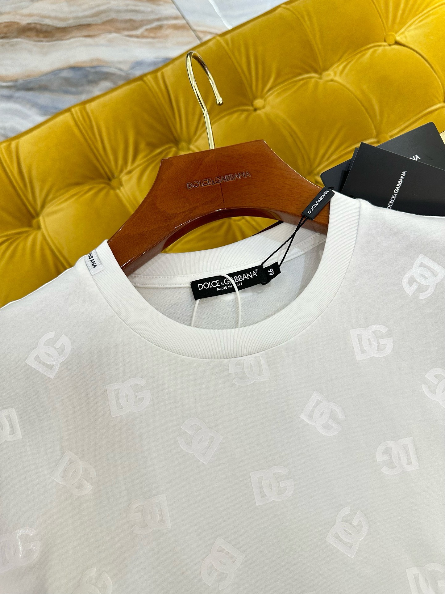 Bagsaaa Dolce&Gabbana T-SHIRT MCORTA GIRO in white
