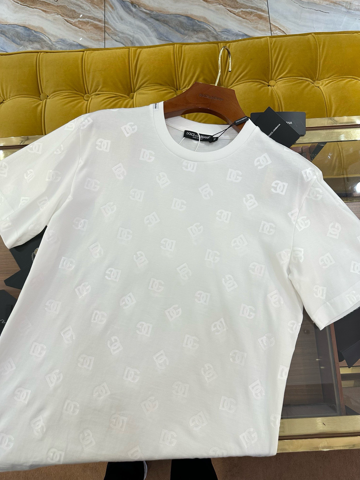 Bagsaaa Dolce&Gabbana T-SHIRT MCORTA GIRO in white