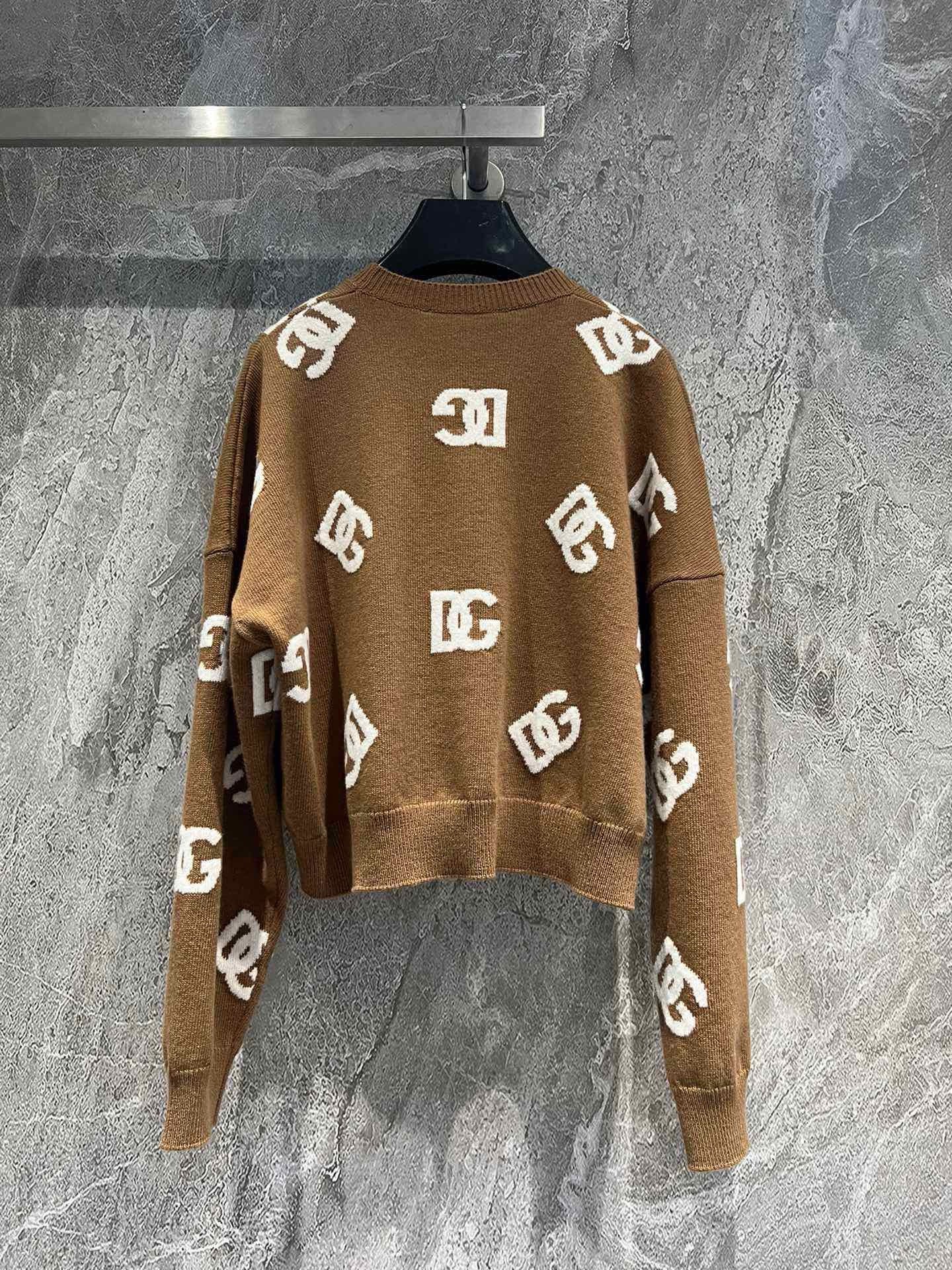 BAGSAAA DOLCE&GABBANA BROWN LOGO WOOL SWEATER