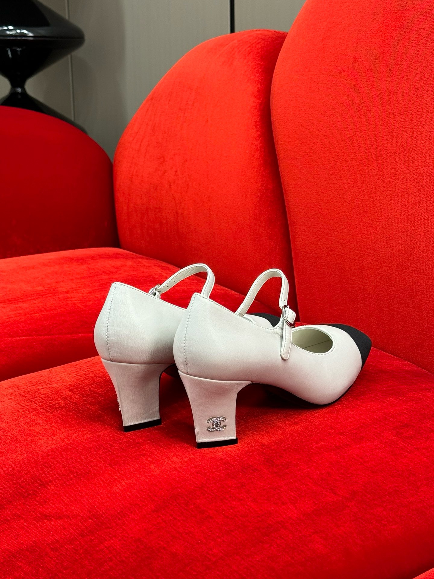 Bagsaaa Ch**el Mary Jane Heels White