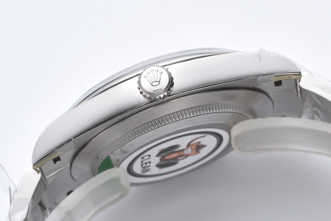 Bagsaaa R01ex OYSTER PERPETUAL Silver and green dial 40mm