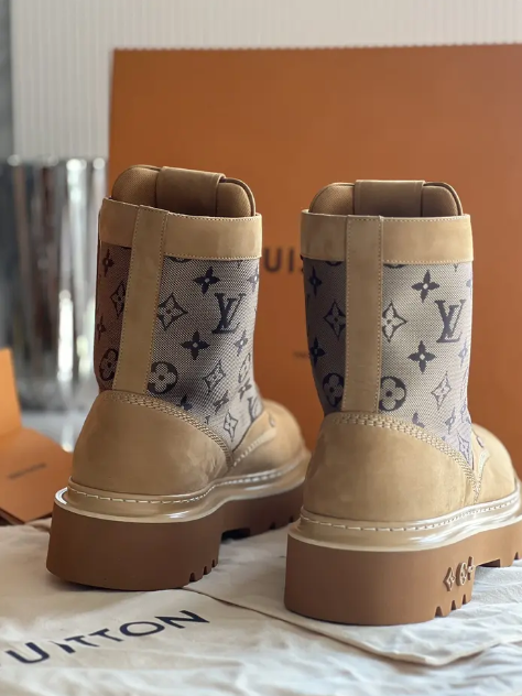 Bagsaaa L0vis Vvtt0n Ranger Ankle Boot Beige 