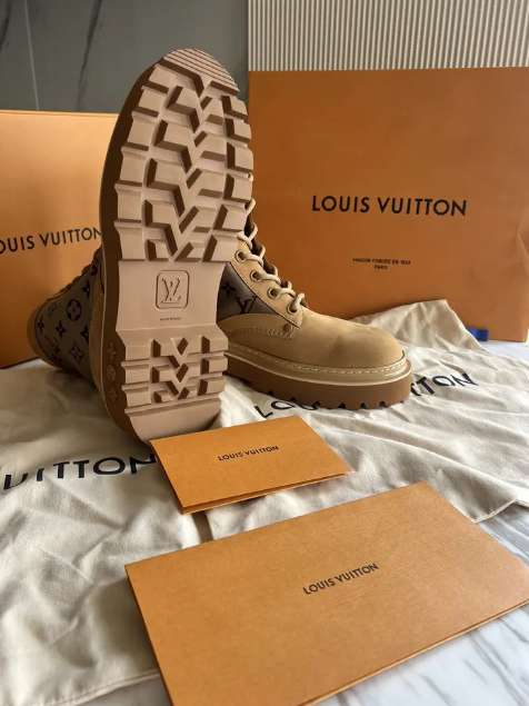Bagsaaa L0vis Vvtt0n Ranger Ankle Boot Beige 