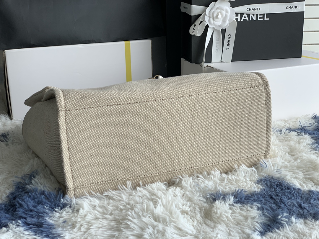Bagsaaa Ch**el Deauville Shopping Bag Beige & White Size 38x32x18cm