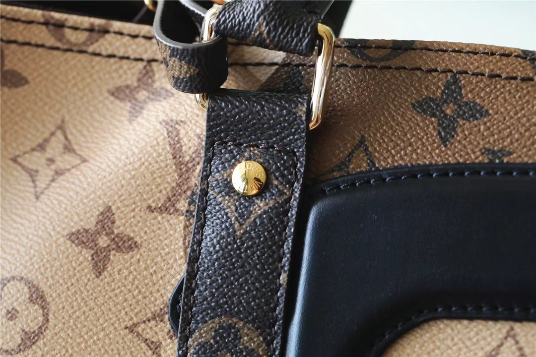 Bagsaaa L0vis Vvtt0n M46677 Keepall Bandoulière 55 Monogram Coated Canvas Brown - 55 x 31 x 26 cm
