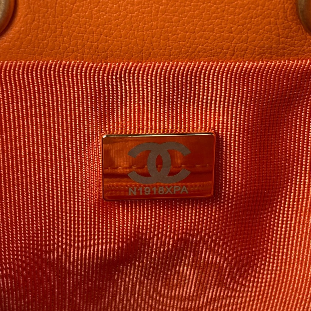 Bagsaaa Ch**el Small Backpack Orange AS3947 - 16.5 × 17 × 12 cm