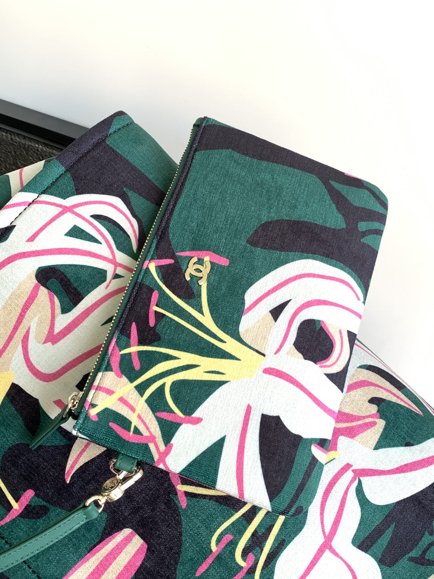 Bagsaaa Ch**el Large Tote Green & Multicolor A66941 - 30 × 50 × 22 cm