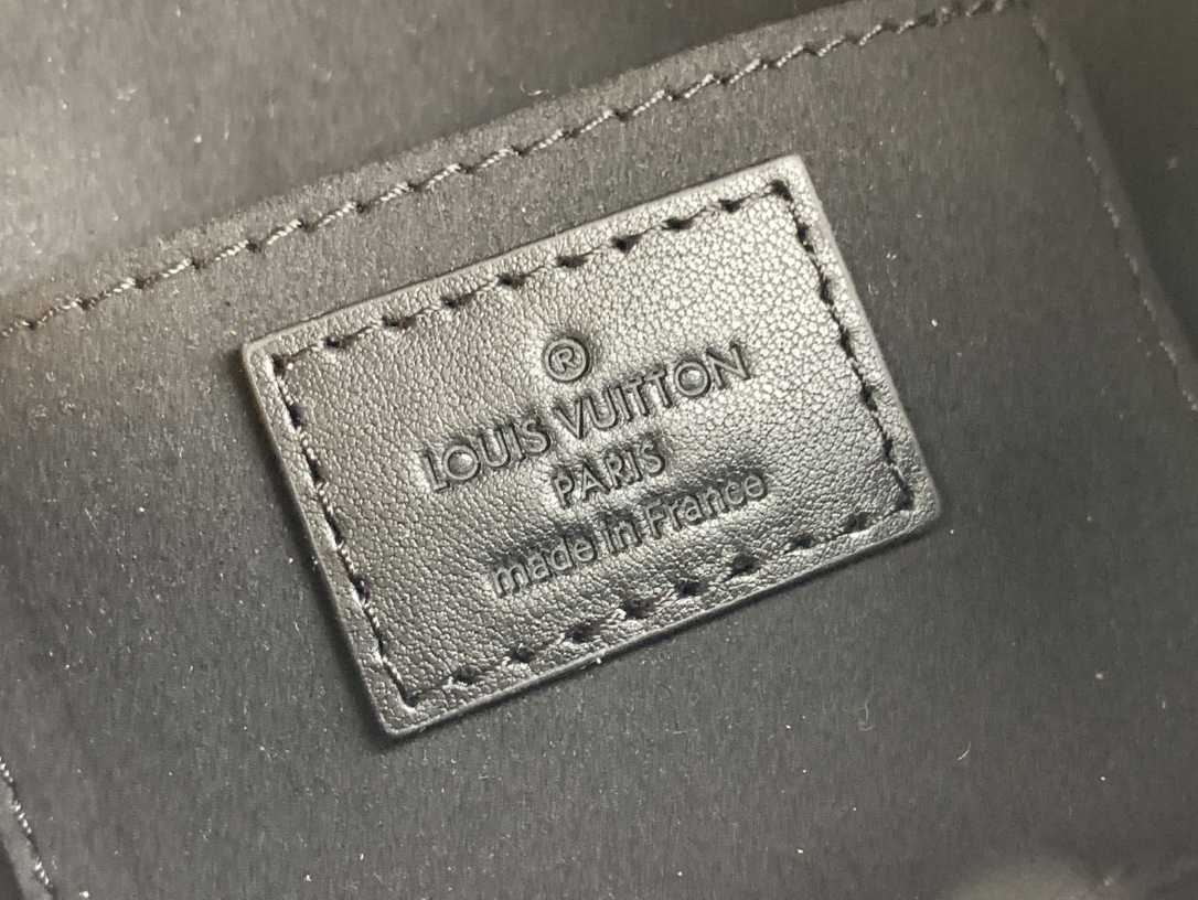 Bagsaaa L0vis Vvtt0n M47162 Just In Case Monogram Reverse - 13 x 14 x 11.5 cm