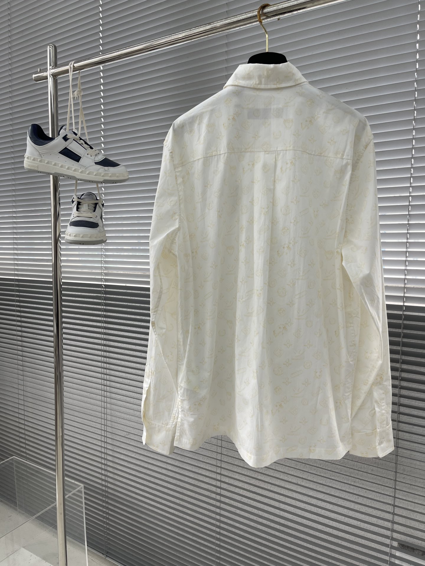 Bagsaaa LV Monogram Printed Long-Sleeved Cotton Shirt Cream
