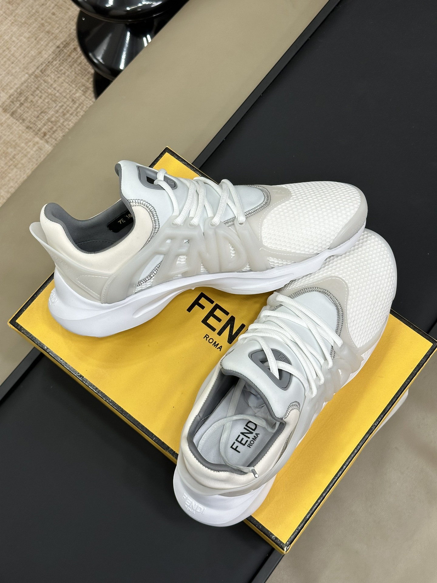 Bagsaaa F**di Tag Sneakers White Technical Mesh Running Sneakers