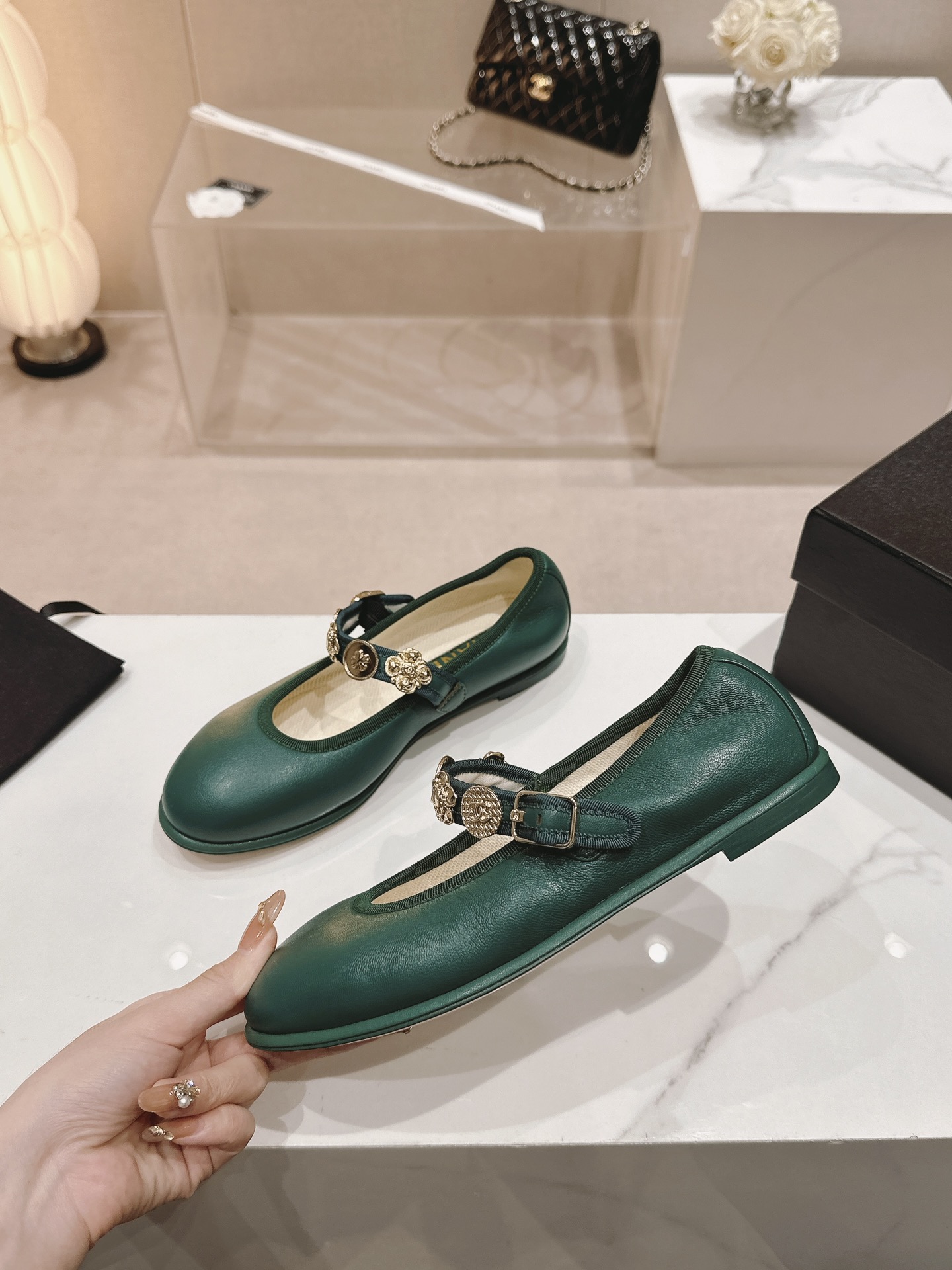 Bagsaaa Ch**el Mary Janes G45778 Green