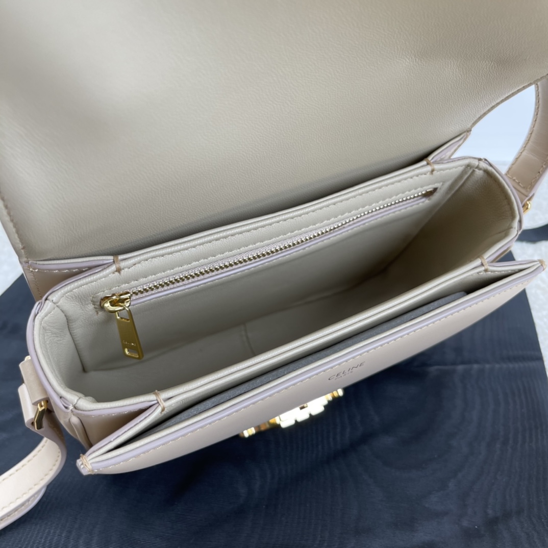 Bagsaaa Ce1i*e Teen Triomphe Bag In Shiny Calfskin Light Stone - 18.5 X 13.5 X 7 CM