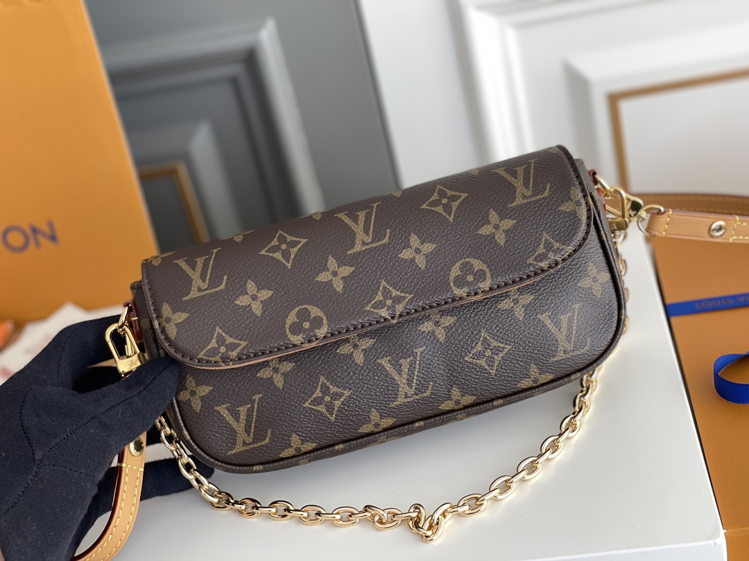 Bagsaaa L0vis Vvtt0n M81911 Ivy Wallet on Chain Bag Monogram - 23.5 x 12 x 4.3 cm