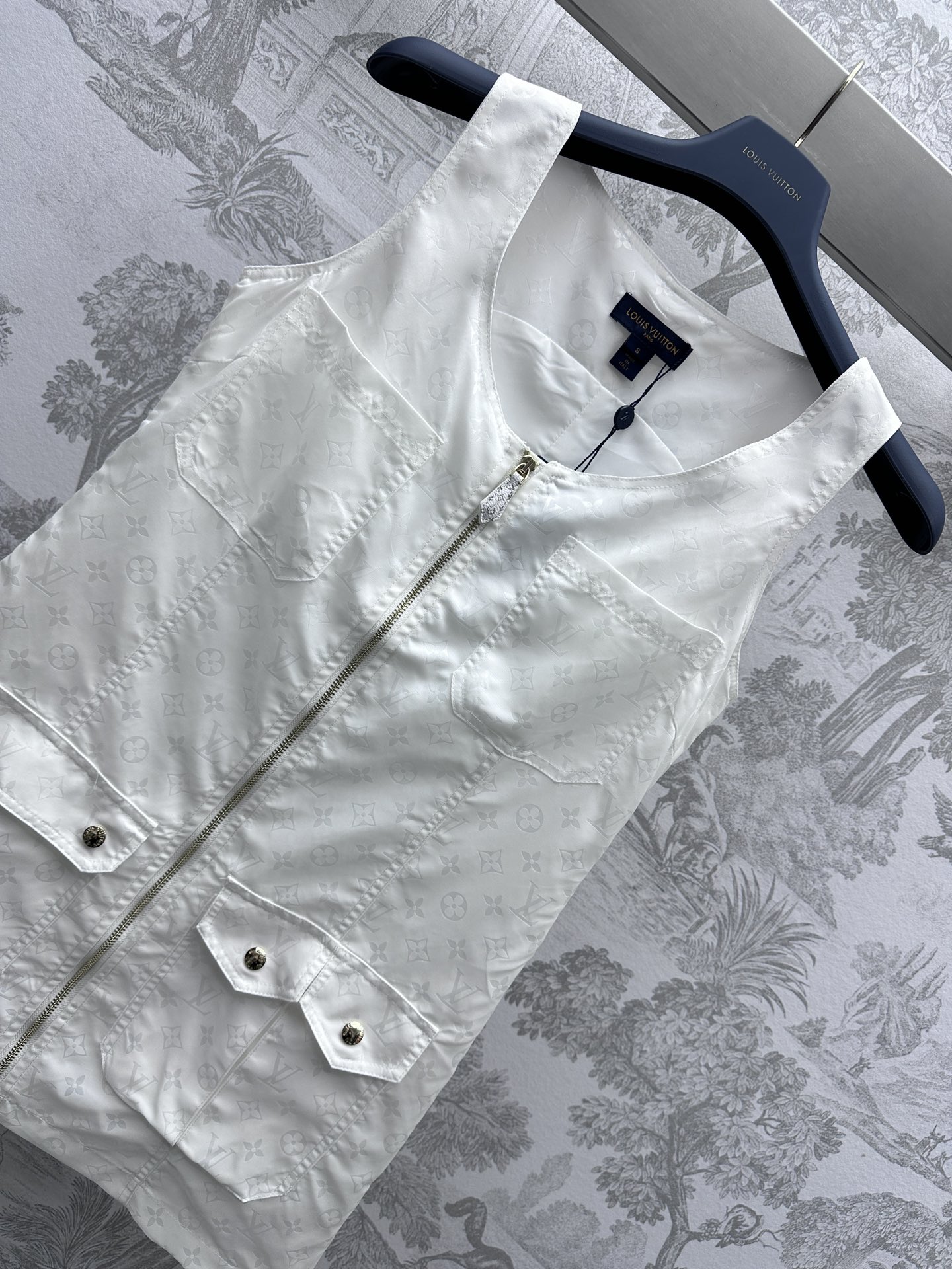 Bagsaaa L0vis Vvtt0n White Dress