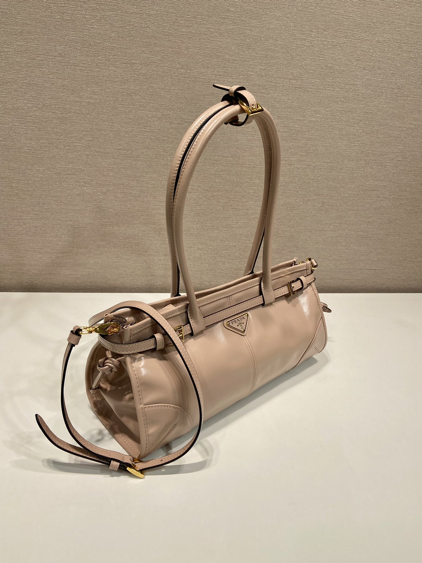 Bagsaaa Pra*a Medium leather handbag beige - 32x15.5x2cm