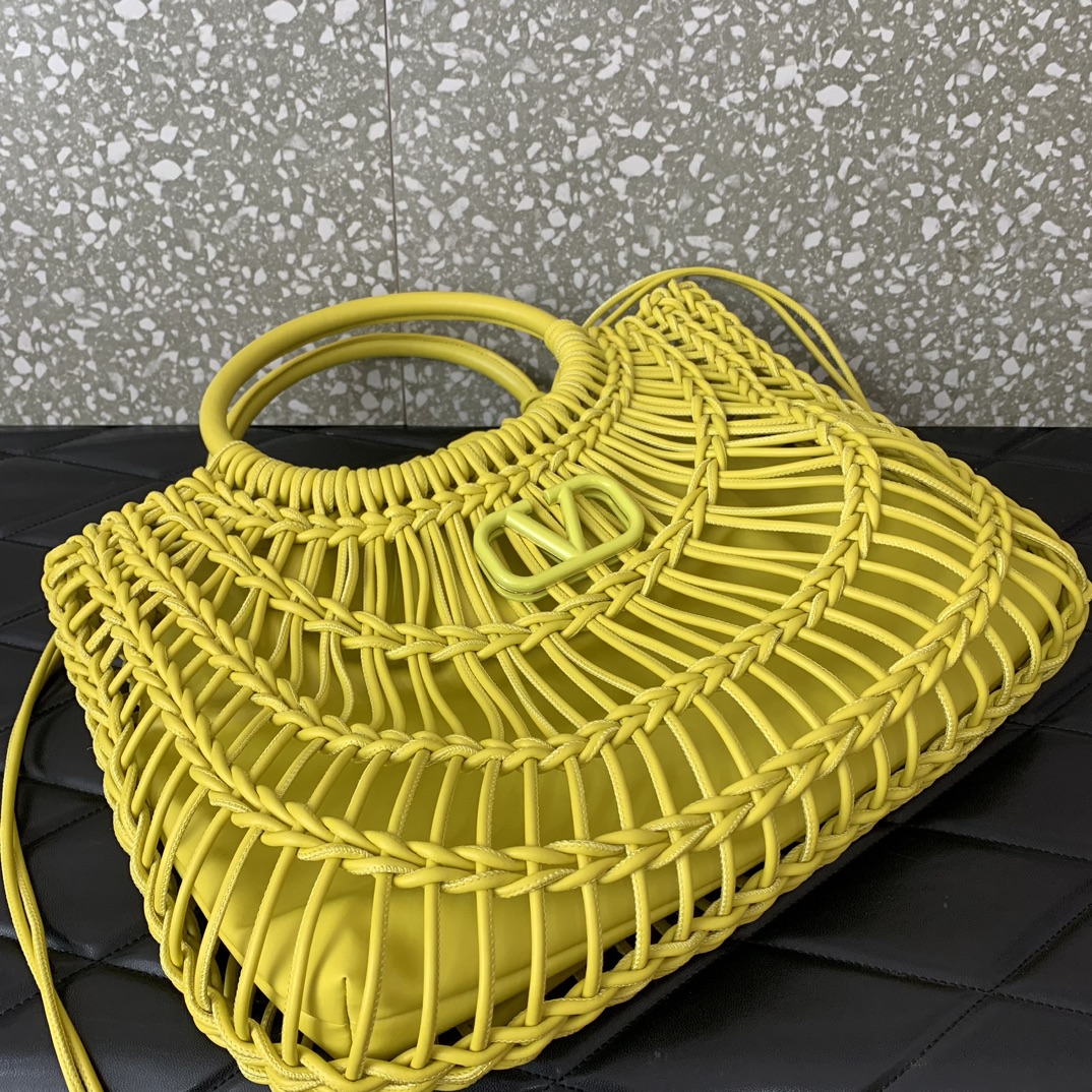 Bagsaaa Va1e*ntin0 Allknots Woven Leather Shopper Yellow - 38x34x7 cm