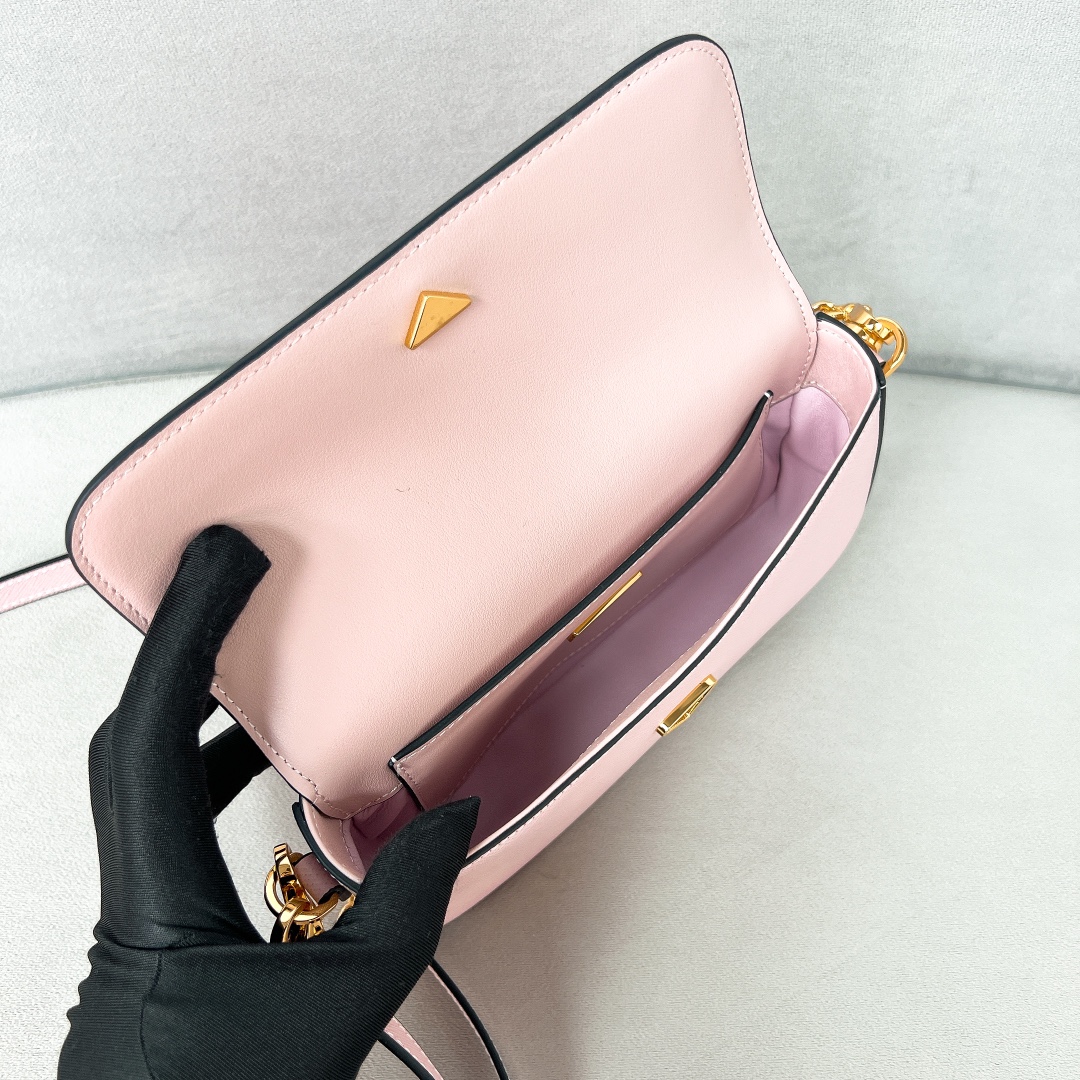 Bagsaaa Pra*a Saffiano leather mini-bag pink - 20.5*10.5*4 cm