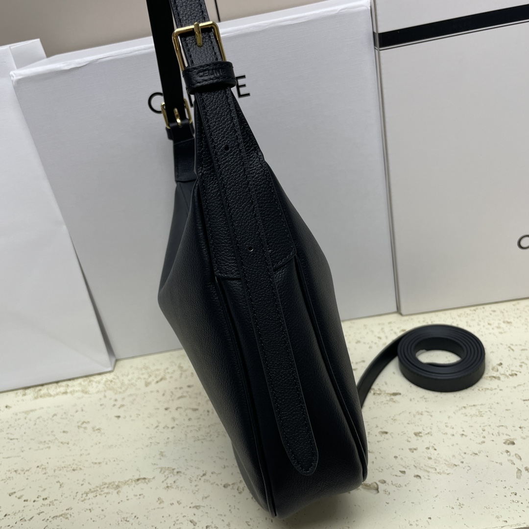 Bagsaaa Ce1i*e Small Heloïse Bag Cuir Triomphe In S*pple Calfskin Black - 19 x 22 x 5 CM