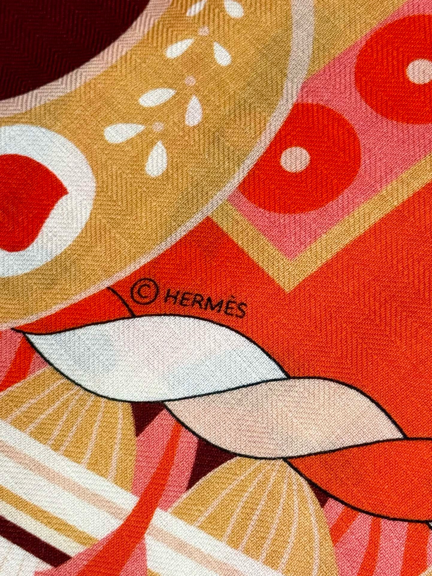 Bagsaaa H**me5 Scarf 02 - 140x140 cm