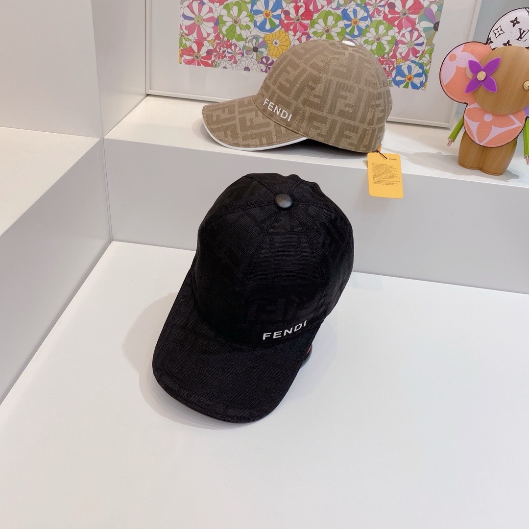 Bagsaaa F**di Black Hat