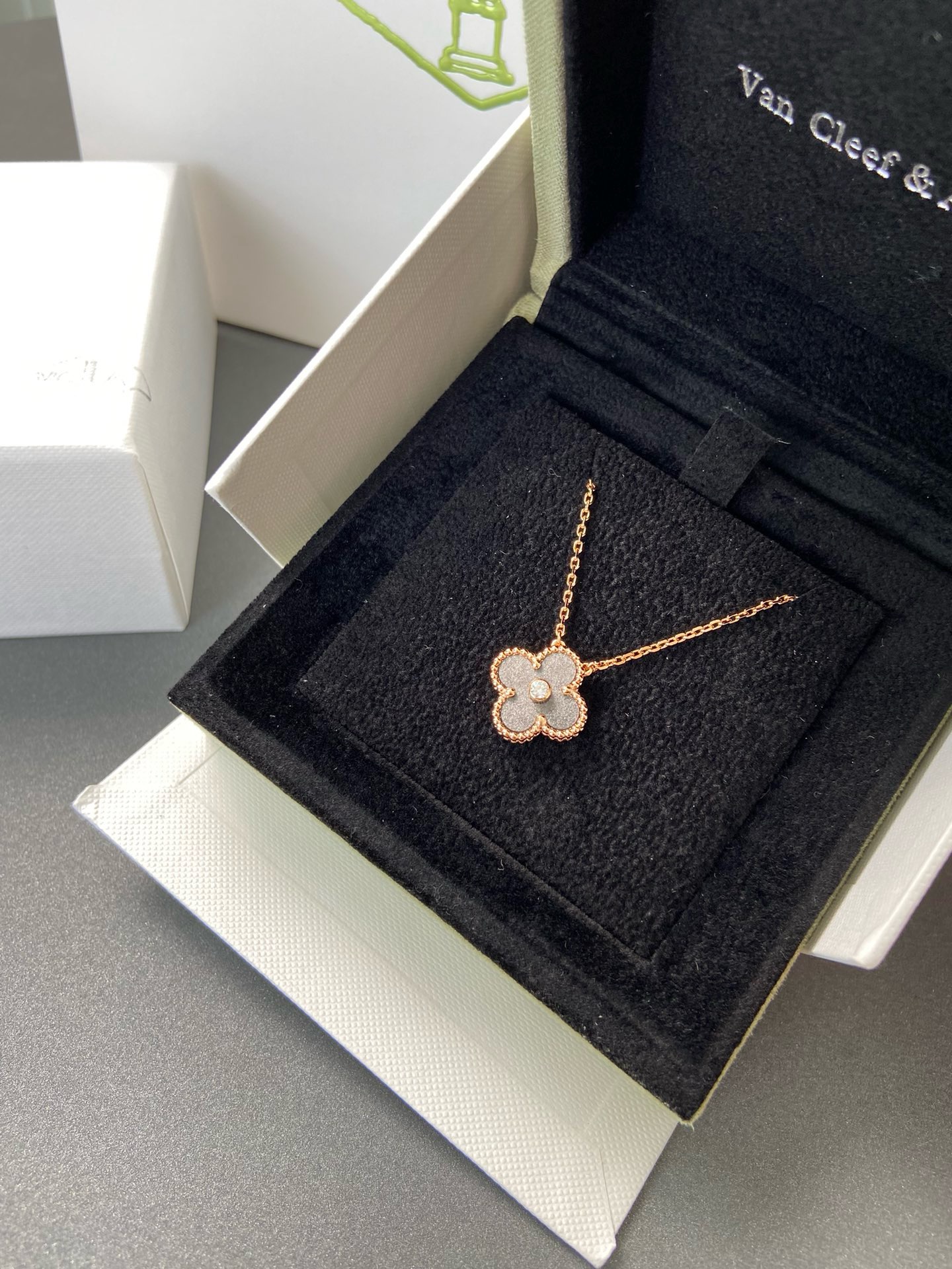 Bagsaaa VCA Necklace 06