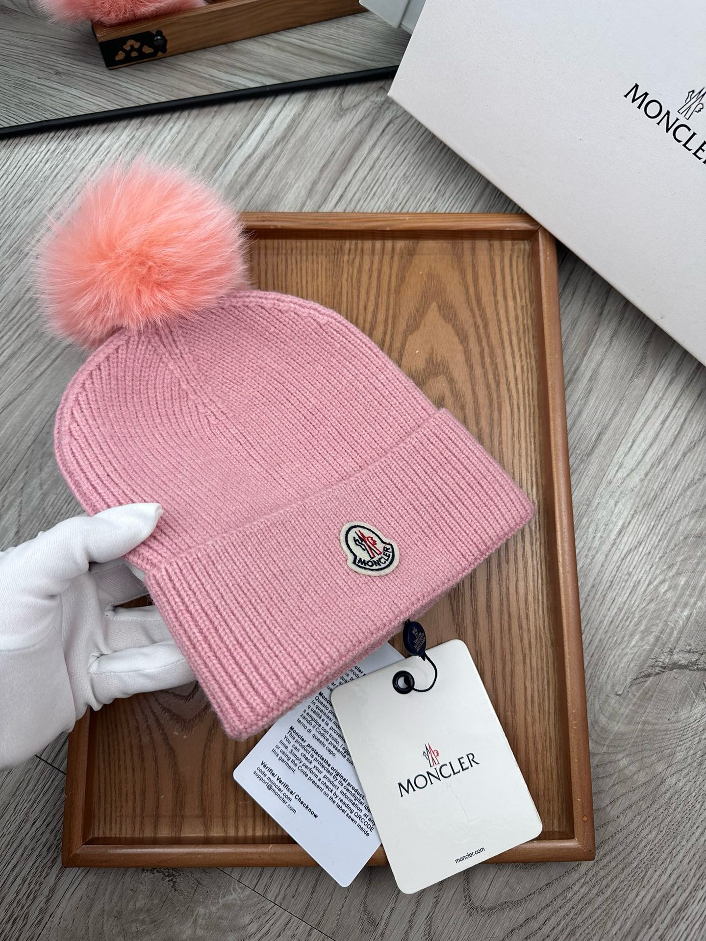 Bagsaaa Moncler Wool Beanie 03
