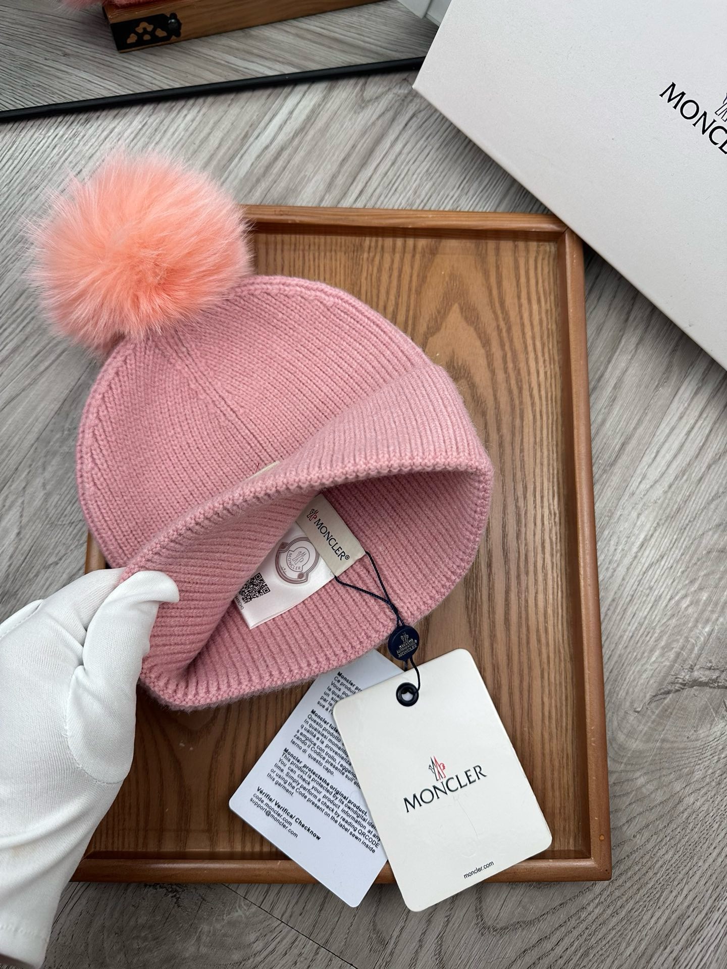 Bagsaaa Moncler Wool Beanie 03