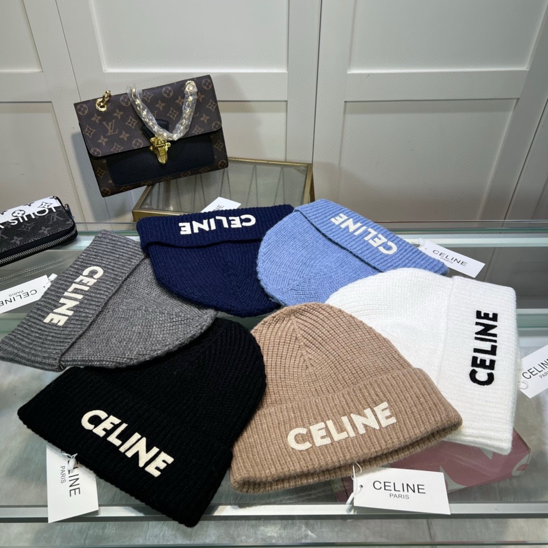 Bagsaaa Ce1i*e Gray Beanie