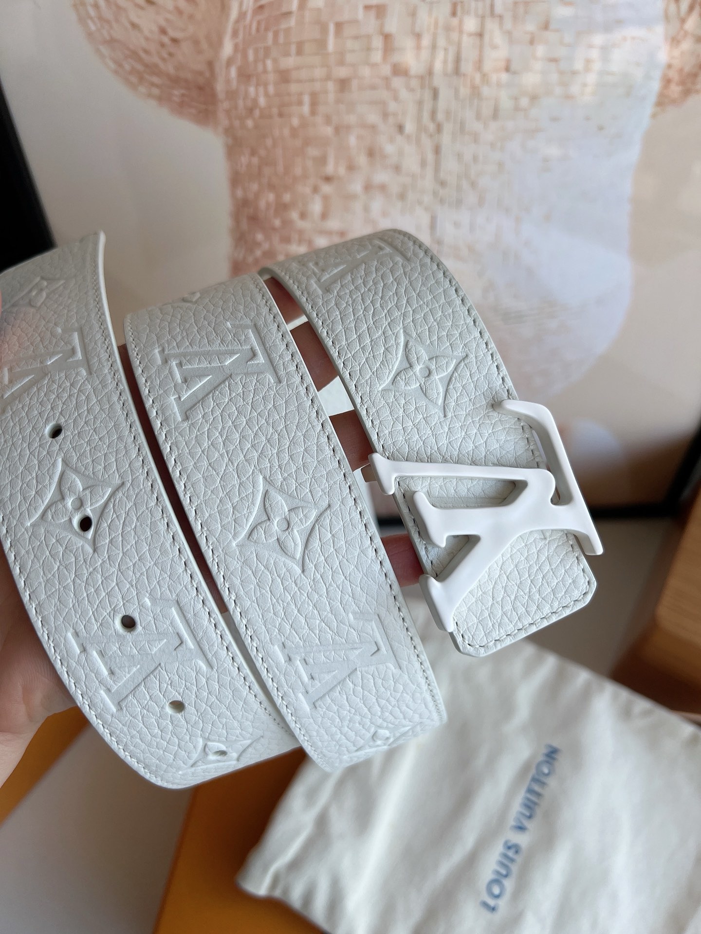 Bagsaaa LV Belt Full White