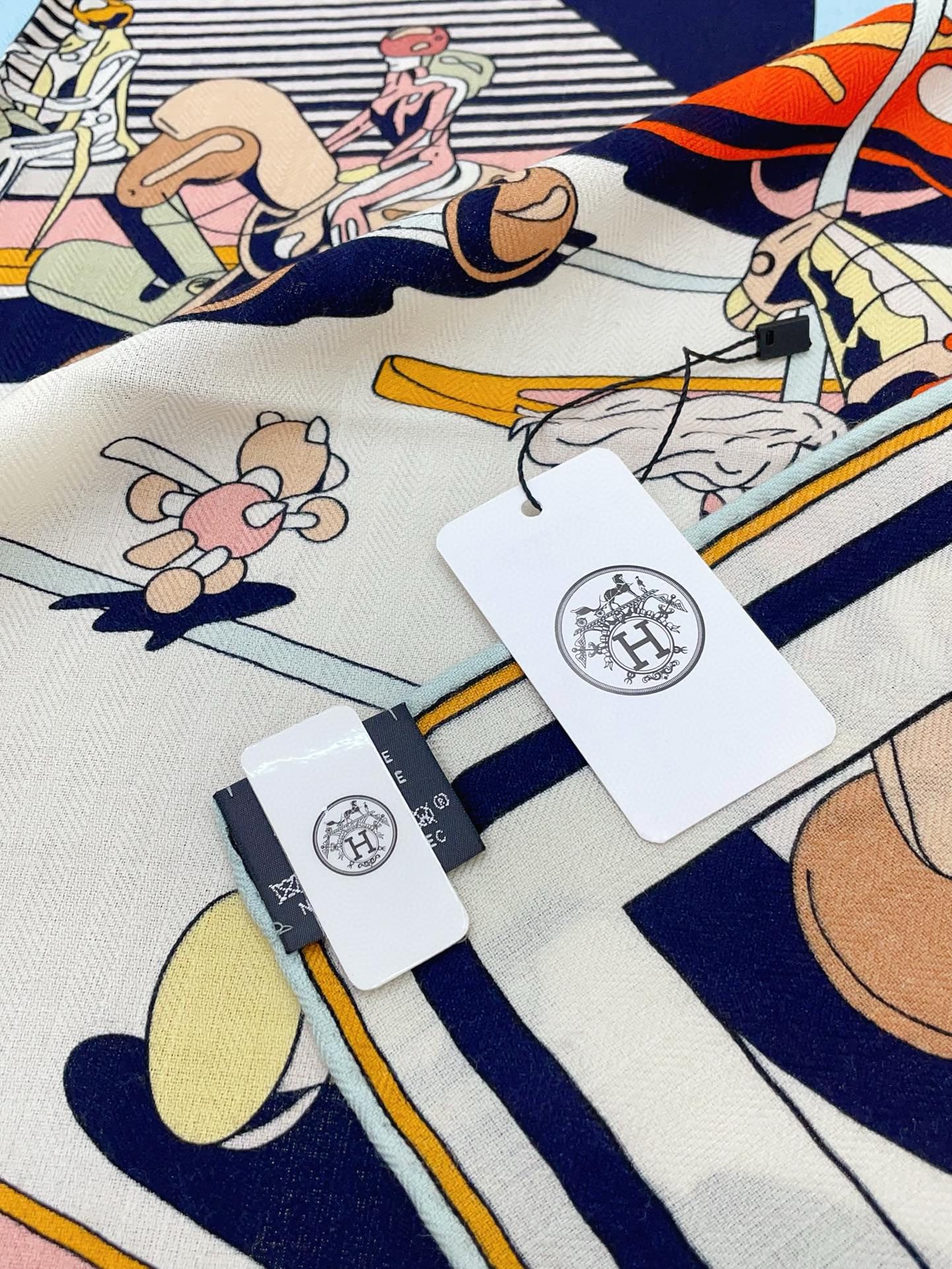 Bagsaaa H**me5 Scarf 03