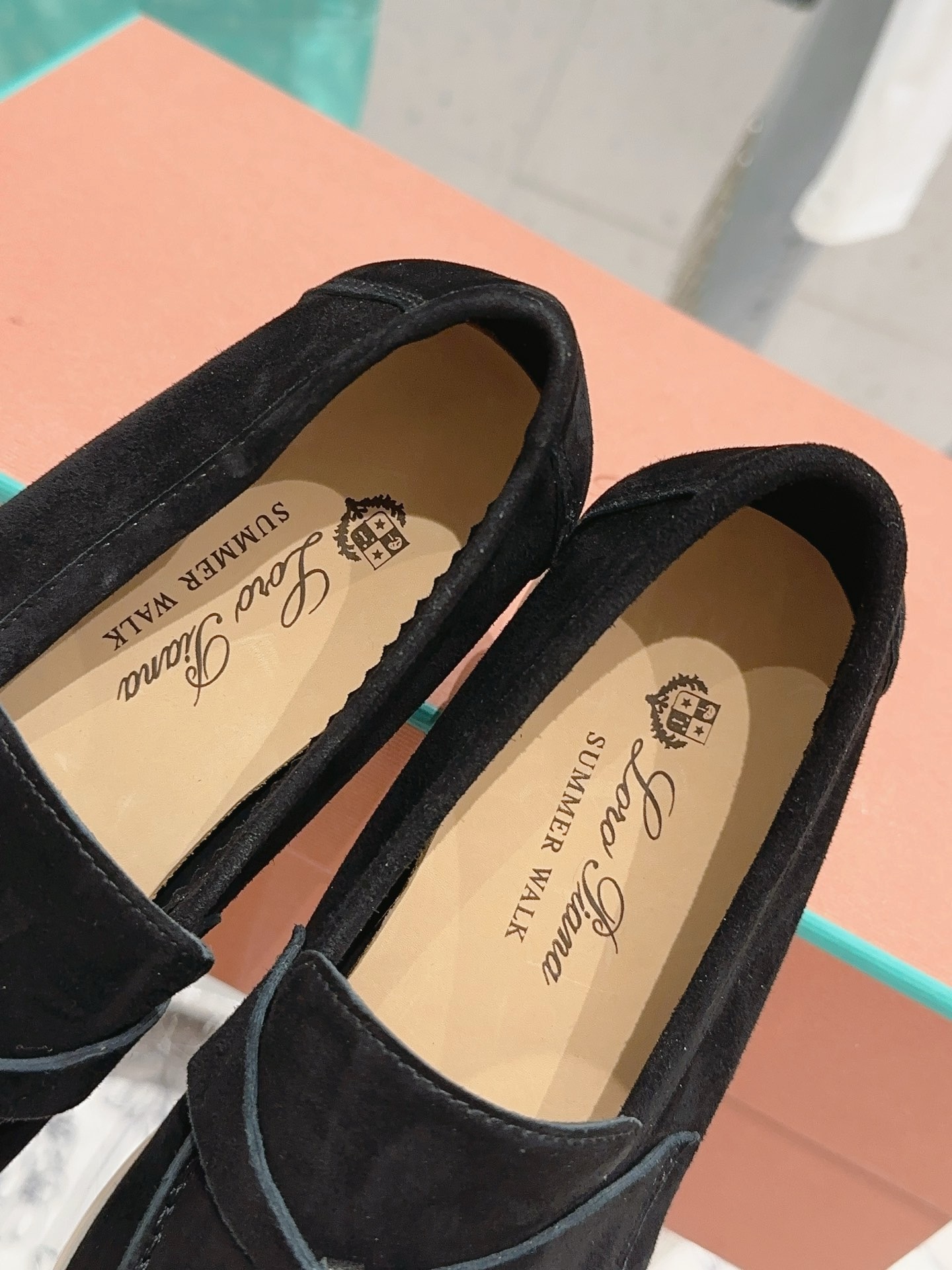 Bagsaaa L0r0 P1ana Summer Charms Walk Moccasin Black Suede
